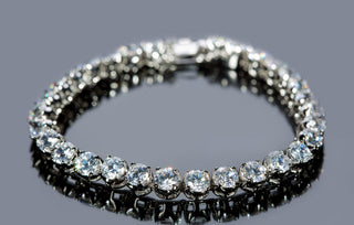 Is Luxury Jewellery a Good Investment in 2025? What You Need to Know