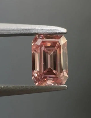0.51ct Emerald Natural Diamond (Colour Fancy Orange Pink, Clarity SI1, GIA Certified)