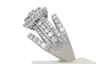WHITE GOLD CLUSTER DIAMOND RING